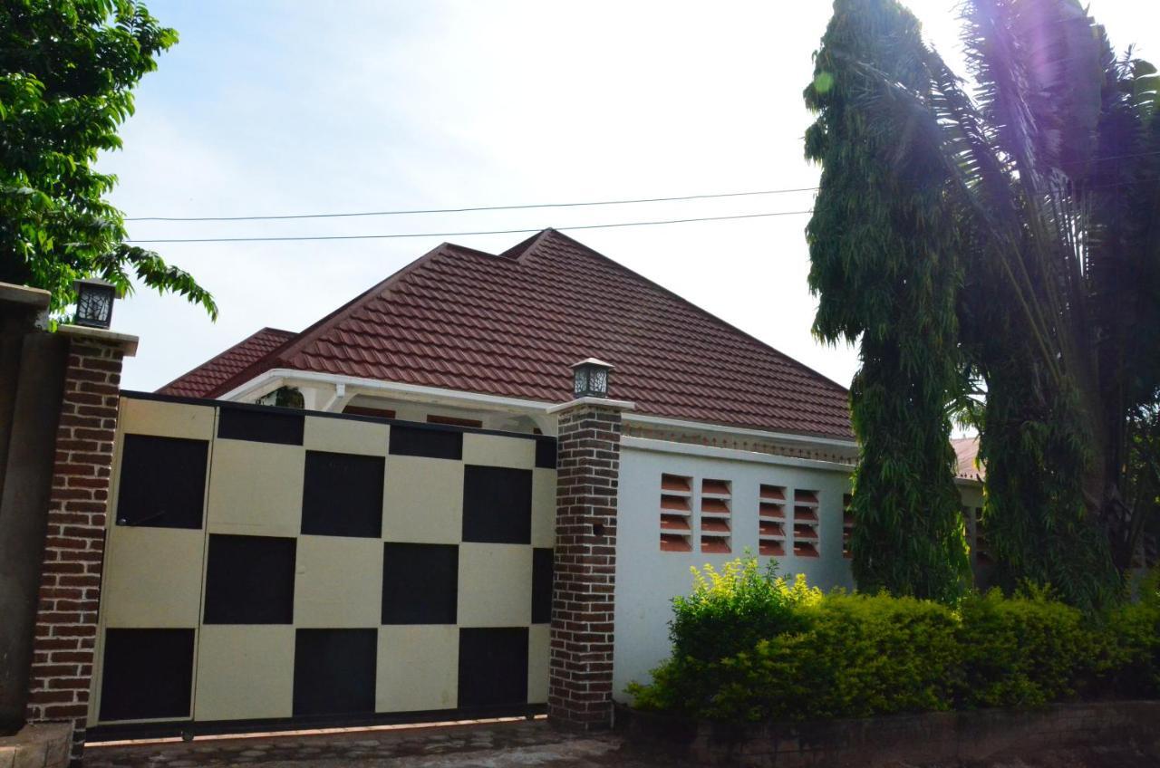 Barazani Garden Villa Moshi Exterior photo