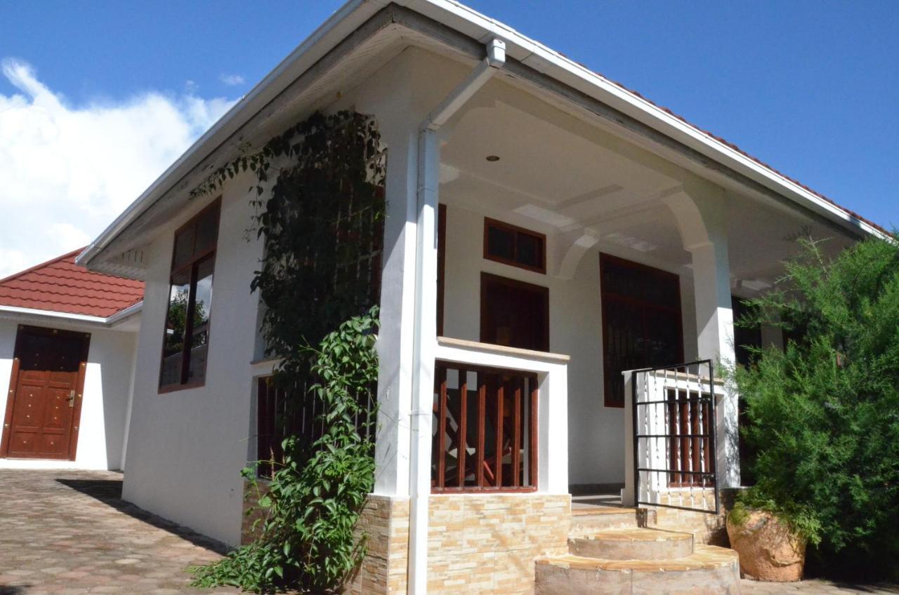 Barazani Garden Villa Moshi Exterior photo